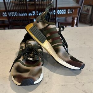 Adidas NMD R1 Star Wars Camo Sneakers women’s 7-1/2 Princess Leia